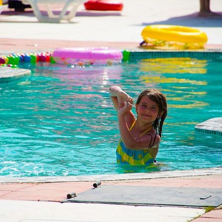 Olympic Hotel & Resort Новхани Екстериор снимка